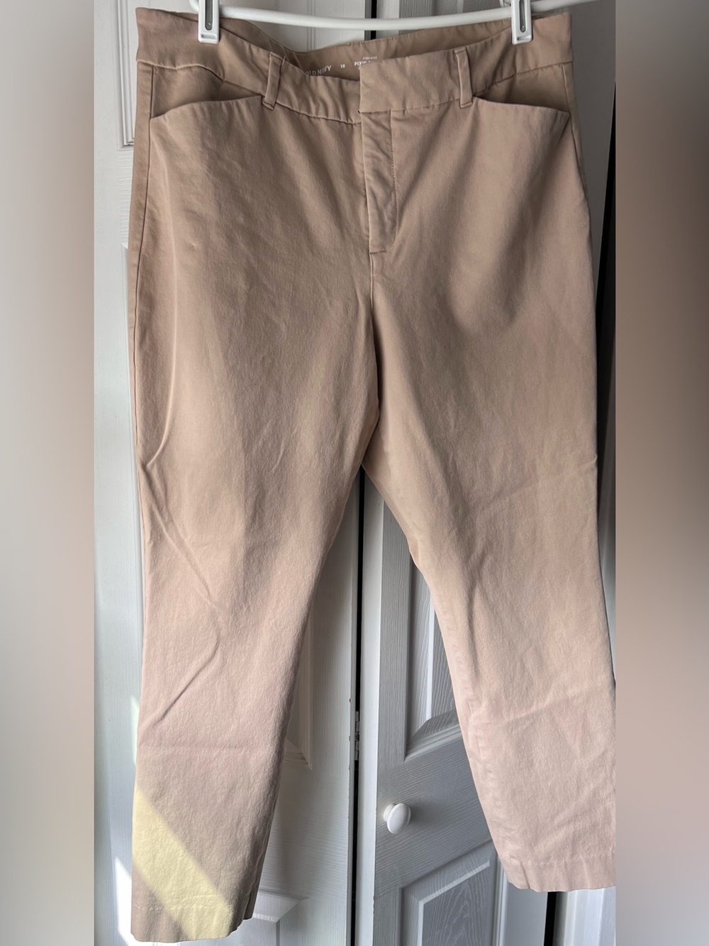 Old Navy High Rise Pixie Skinny Ankle Pants